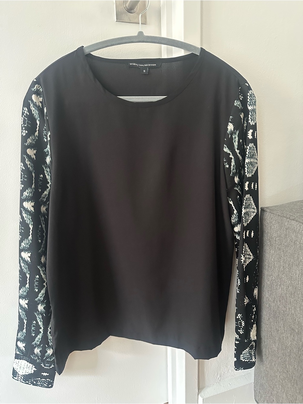 W118 by Walter Baker Printed Sleeve Top Black Size S
